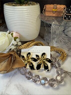 Gold and Black Flower Drop Earrings